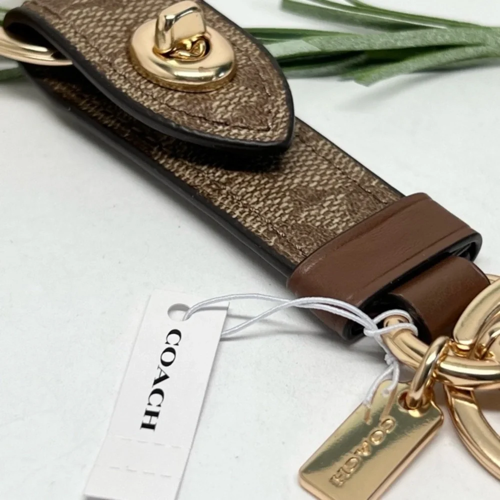 Coach Signature Trigger Snap Turnlock Key Fob Keychain Bag Charm NWT